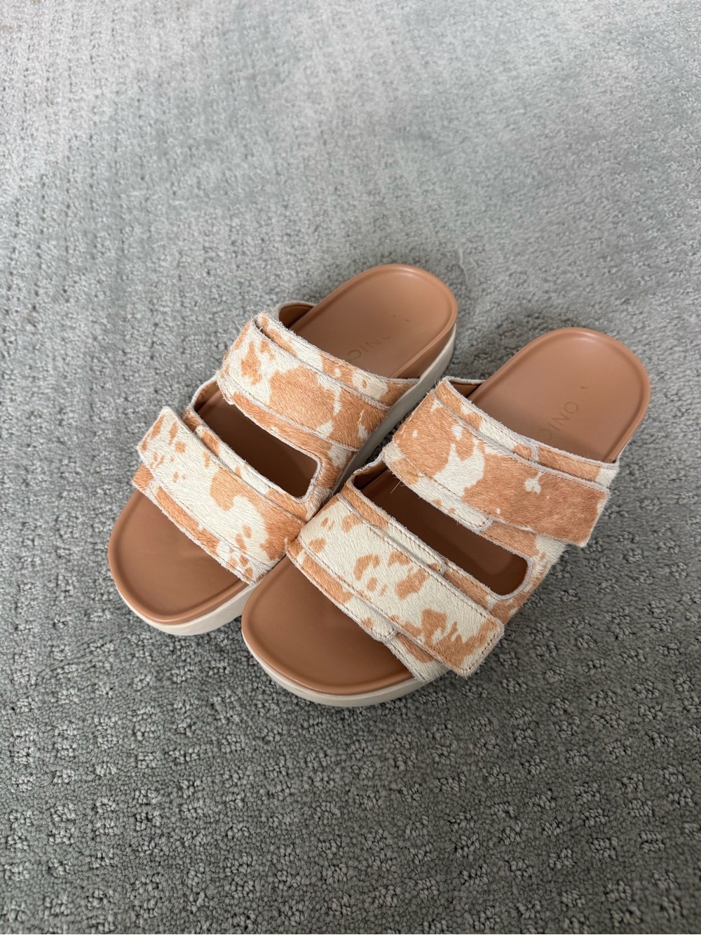 Vionic Women's Double-Strap Slide Sandals in Tan & Cream